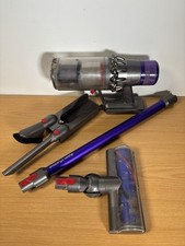 Dyson V11 Absolute Cordless